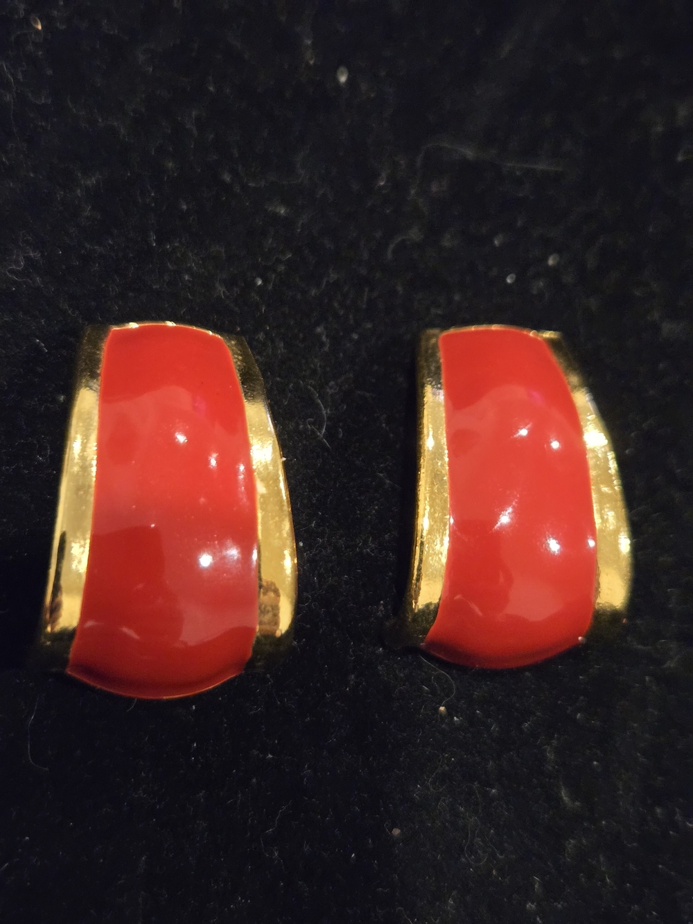 Gold-Tone Hoop Earrings with Red Enamel Accent